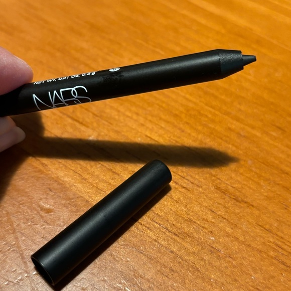 NARS Long-wear Eyeliner - Picture 7 of 12